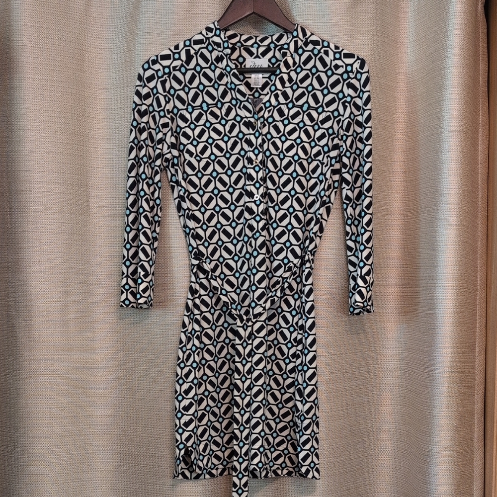 Elegant Navy, Light Blue and Off-White Geometric Long Sleeve Dress
